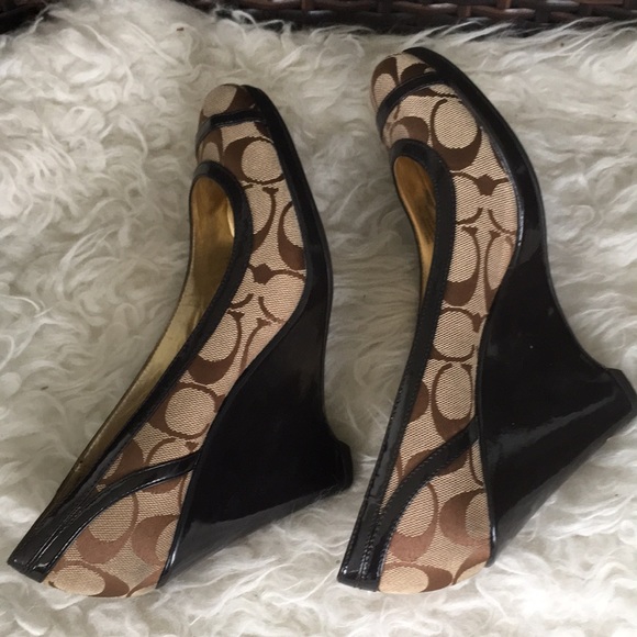 Coach Kerryann Signature C Beige Canvas Wedge Heels Size - Picture 5 of 13
